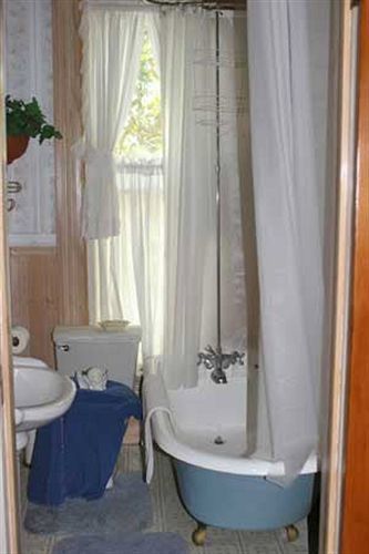 Angel Rose Bed And Breakfast 락포트 외부 사진